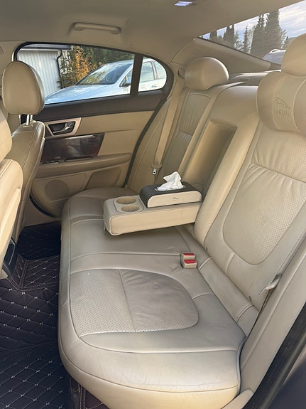 Jaguar XF 27 of 30