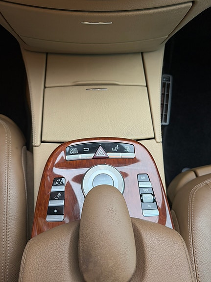 Mercedes-Benz S320 14 of 25
