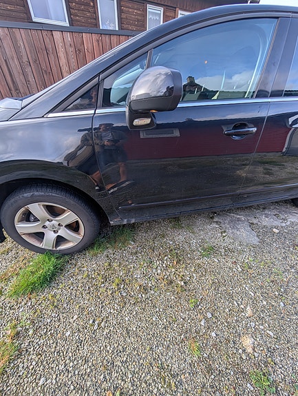 Peugeot 5008 10 of 11