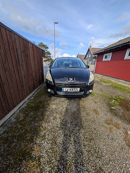 Peugeot 5008 7 of 11