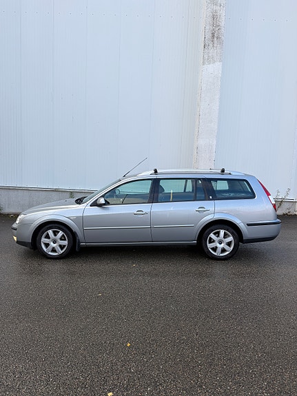 Ford Mondeo 2 of 21