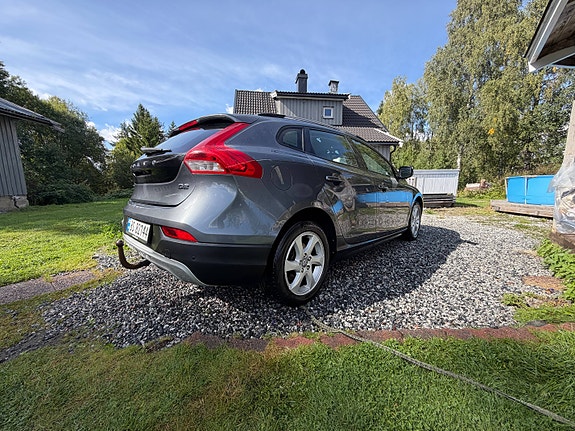 Volvo V40 Cross Country 5 of 10