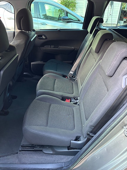 Peugeot 5008 8 of 15