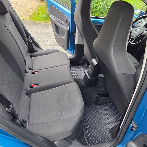 Volkswagen e-Up! 14 of 19