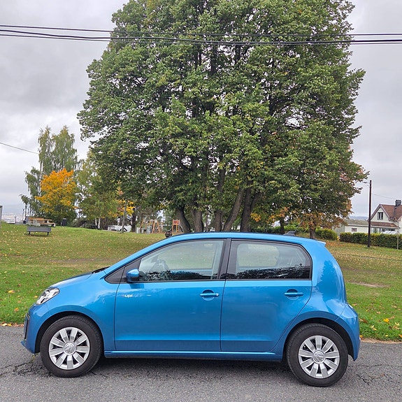 Volkswagen e-Up! 3 of 19