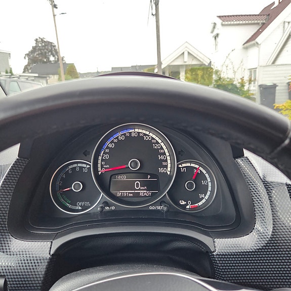 Volkswagen e-Up! 17 of 19