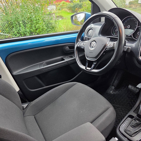 Volkswagen e-Up! 13 of 19