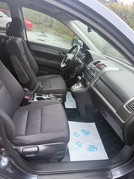 Honda CR-V 16 of 23