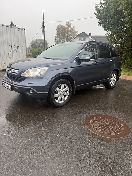 Honda CR-V 2 of 23