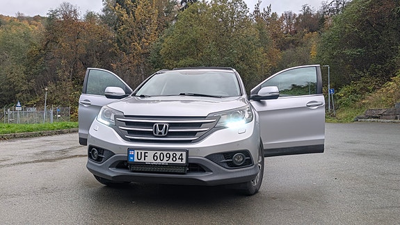 Honda CR-V 2 of 18