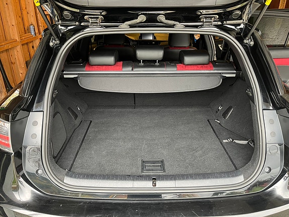 Lexus CT200h 16 of 30