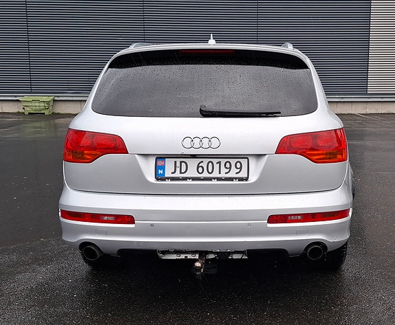 Audi Q7 6 of 23