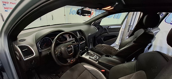 Audi Q7 10 of 23