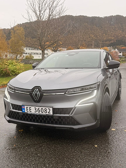 Renault Megane E-Tech 13 of 22