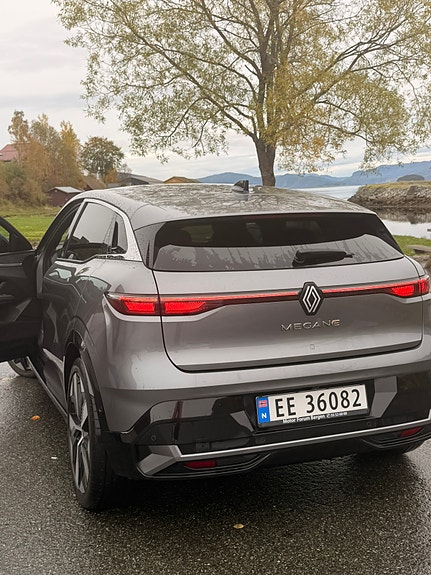 Renault Megane E-Tech 10 of 22