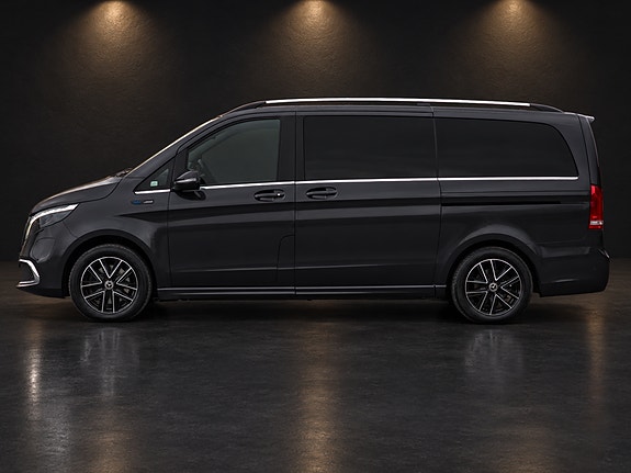 Mercedes-Benz EQV300 4 of 30