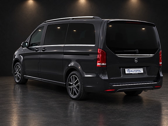 Mercedes-Benz EQV300 5 of 30