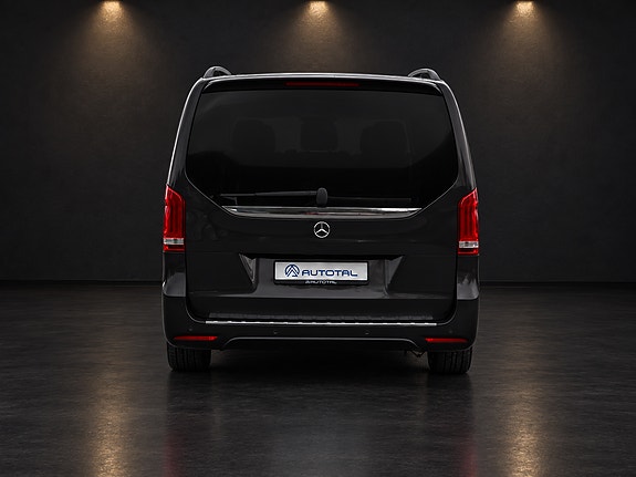 Mercedes-Benz EQV300 6 of 30