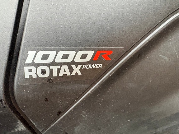 Can-Am Outlander Max LTD 1000R DEMO 8 of 19