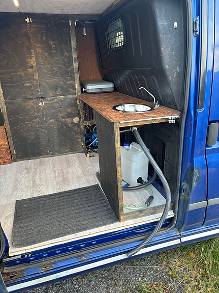 Ford Transit 260S SportsVan 8 of 17