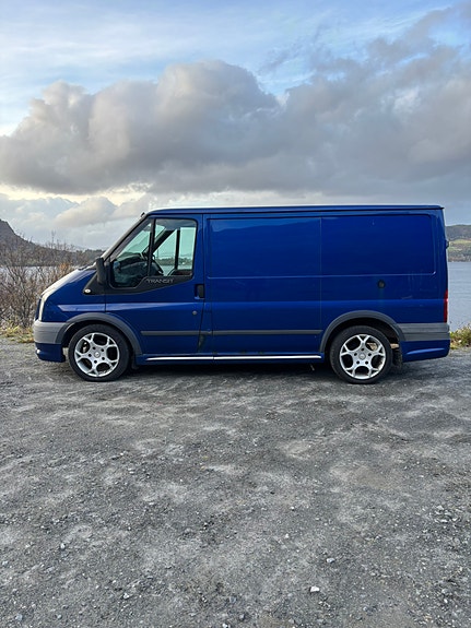 Ford Transit 260S SportsVan 2 of 17