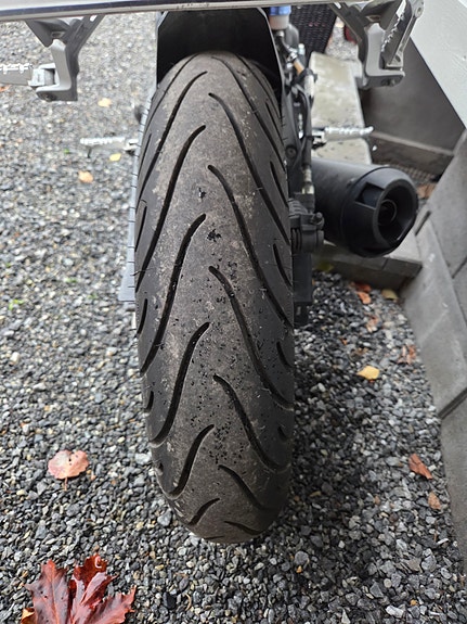 Yamaha MT-125 3 of 6