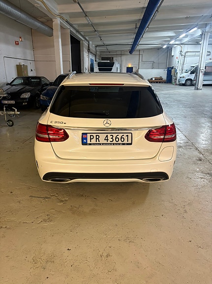 Mercedes-Benz C350 e 7 of 30