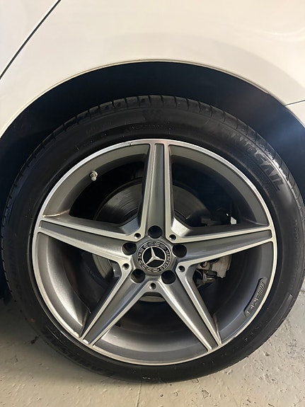 Mercedes-Benz C350 e 24 of 30