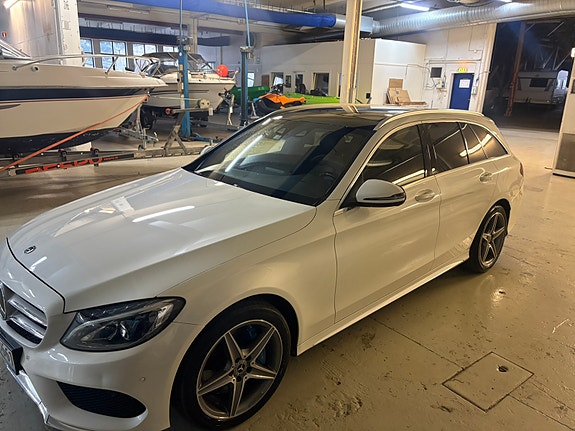Mercedes-Benz C350 e 4 of 30