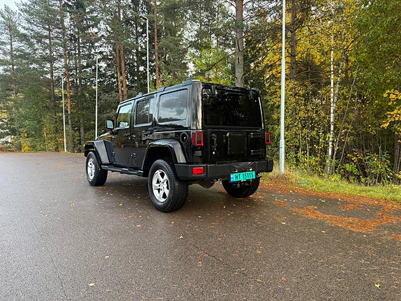 Jeep Wrangler 2 of 12