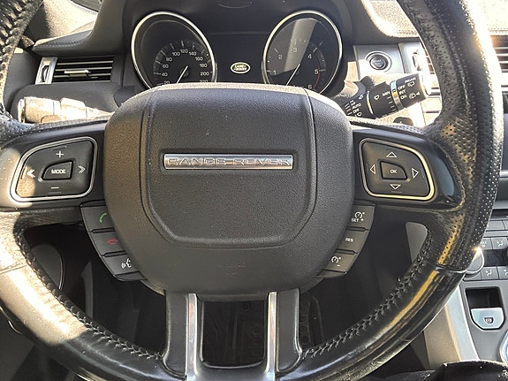 Land Rover Range Rover Evoque 12 of 22
