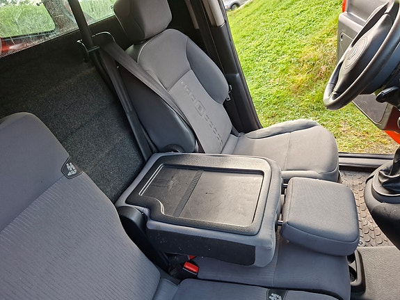 Citroen Berlingo 11 of 24