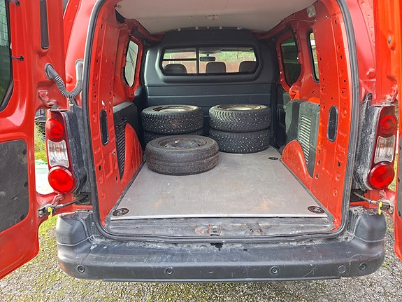 Citroen Berlingo 23 of 24
