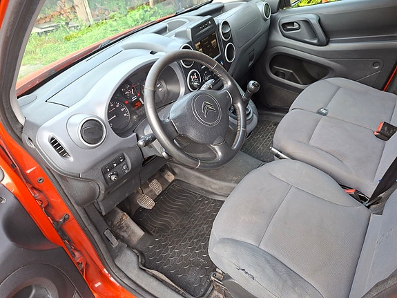 Citroen Berlingo 14 of 24