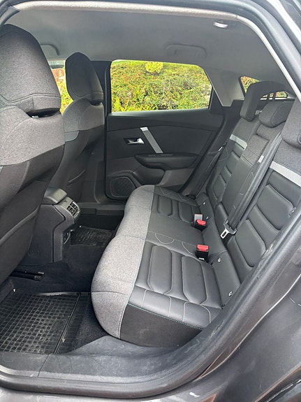 Citroen E-C4 9 of 14