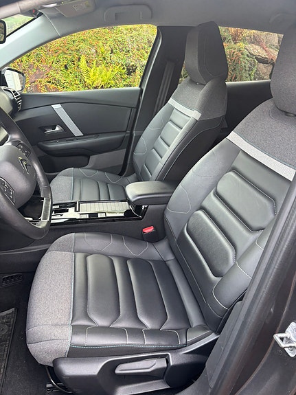 Citroen E-C4 8 of 14
