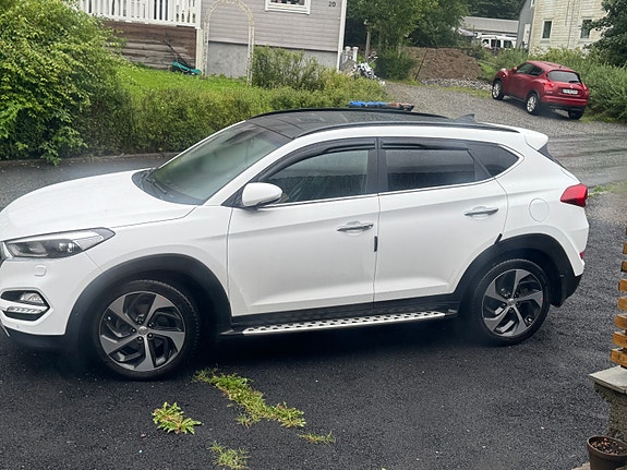 Hyundai Tucson 4 of 15