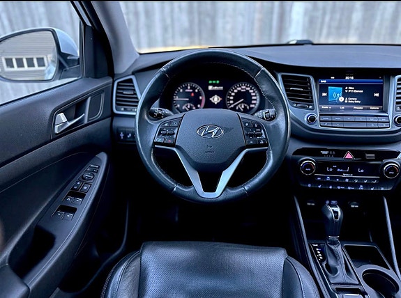 Hyundai Tucson 11 of 15