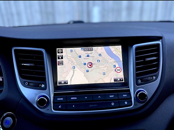 Hyundai Tucson 9 of 15