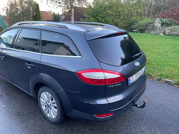 Ford Mondeo 2 of 30