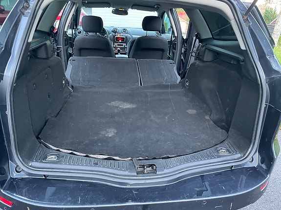 Ford Mondeo 22 of 30