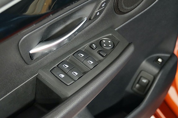 BMW 225xe 29 of 30