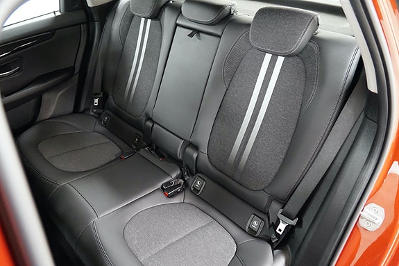 BMW 225xe 19 of 30