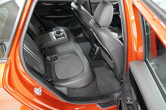 BMW 225xe 21 of 30