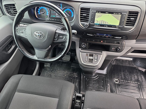 Toyota Proace 7 of 30