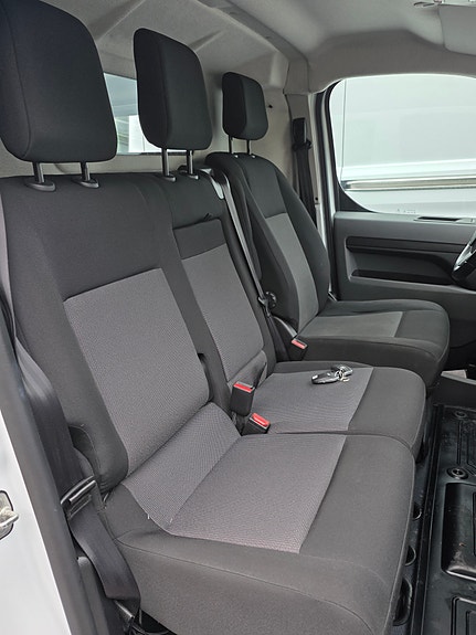 Toyota Proace 10 of 30
