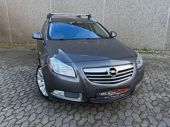 Opel Insignia 2 of 30