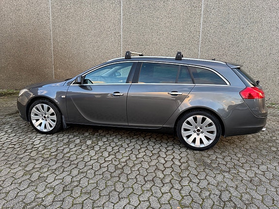 Opel Insignia 13 of 30