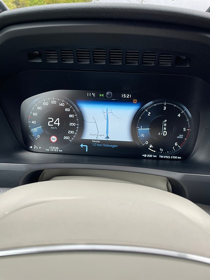 Volvo XC90 27 of 29