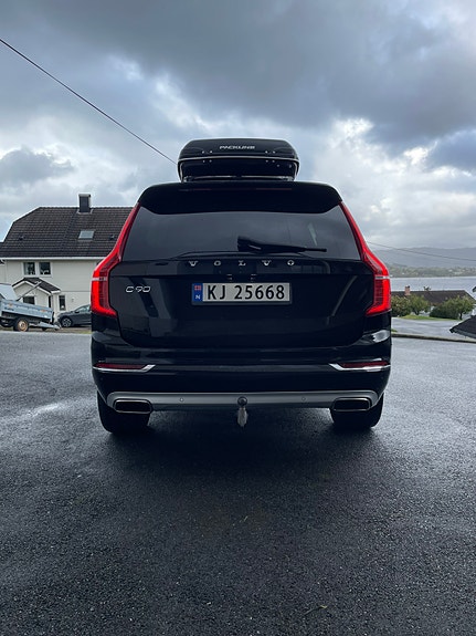 Volvo XC90 6 of 29